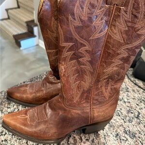 Idyllwind Brown Cowboy Boots Size 9.5